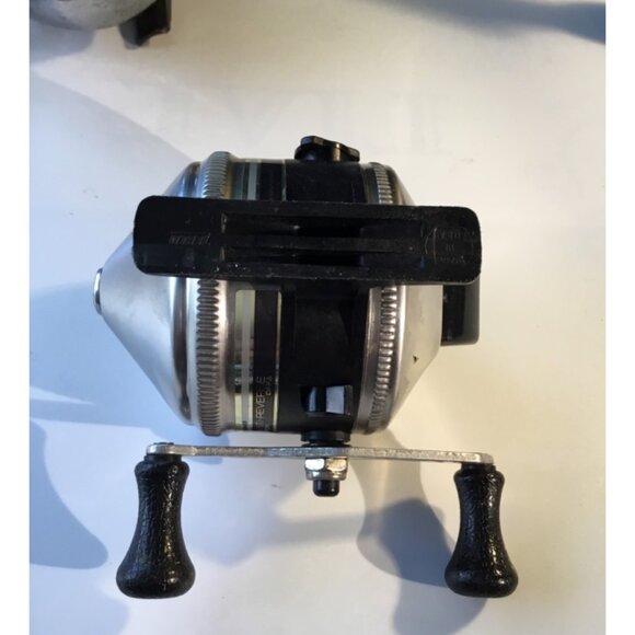 Lot of 3 Zebco Fishing Reels 33, 404 and a shimano 2500 fx Vintage - Picture 5 of 12